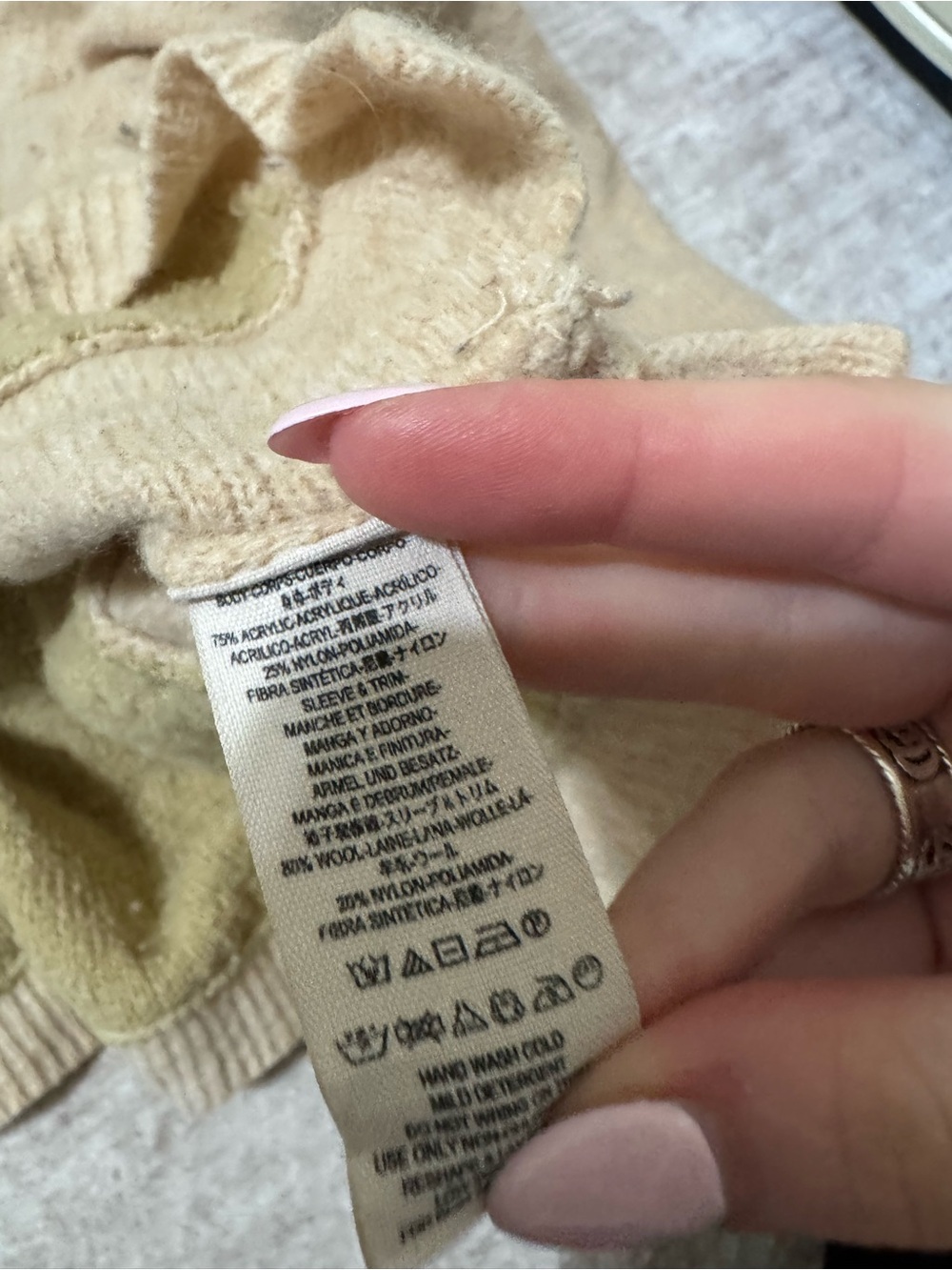 Free people sweater size medium - Picture 3 of 3